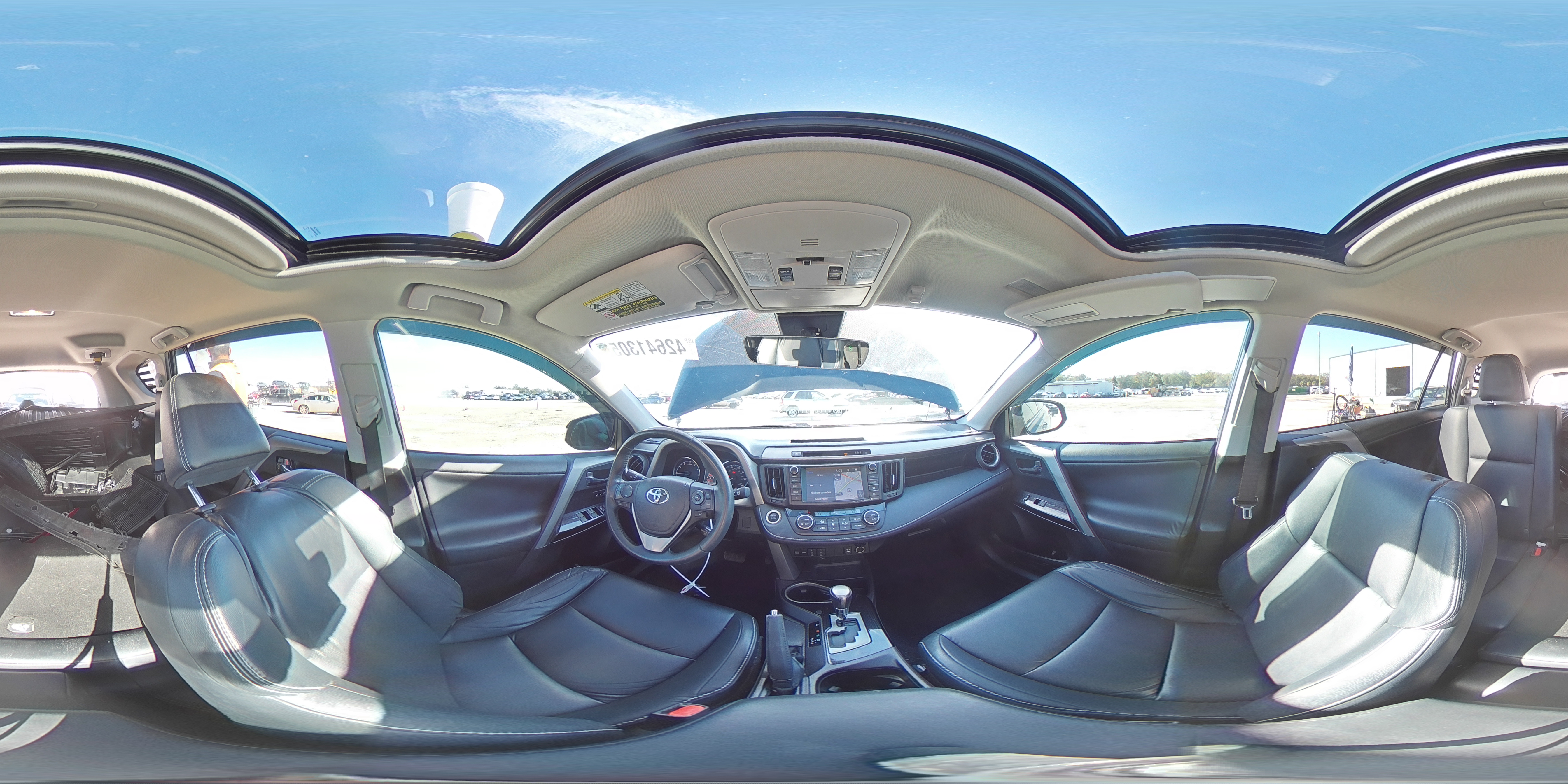 2017 Toyota RAV 4 - Image 14
