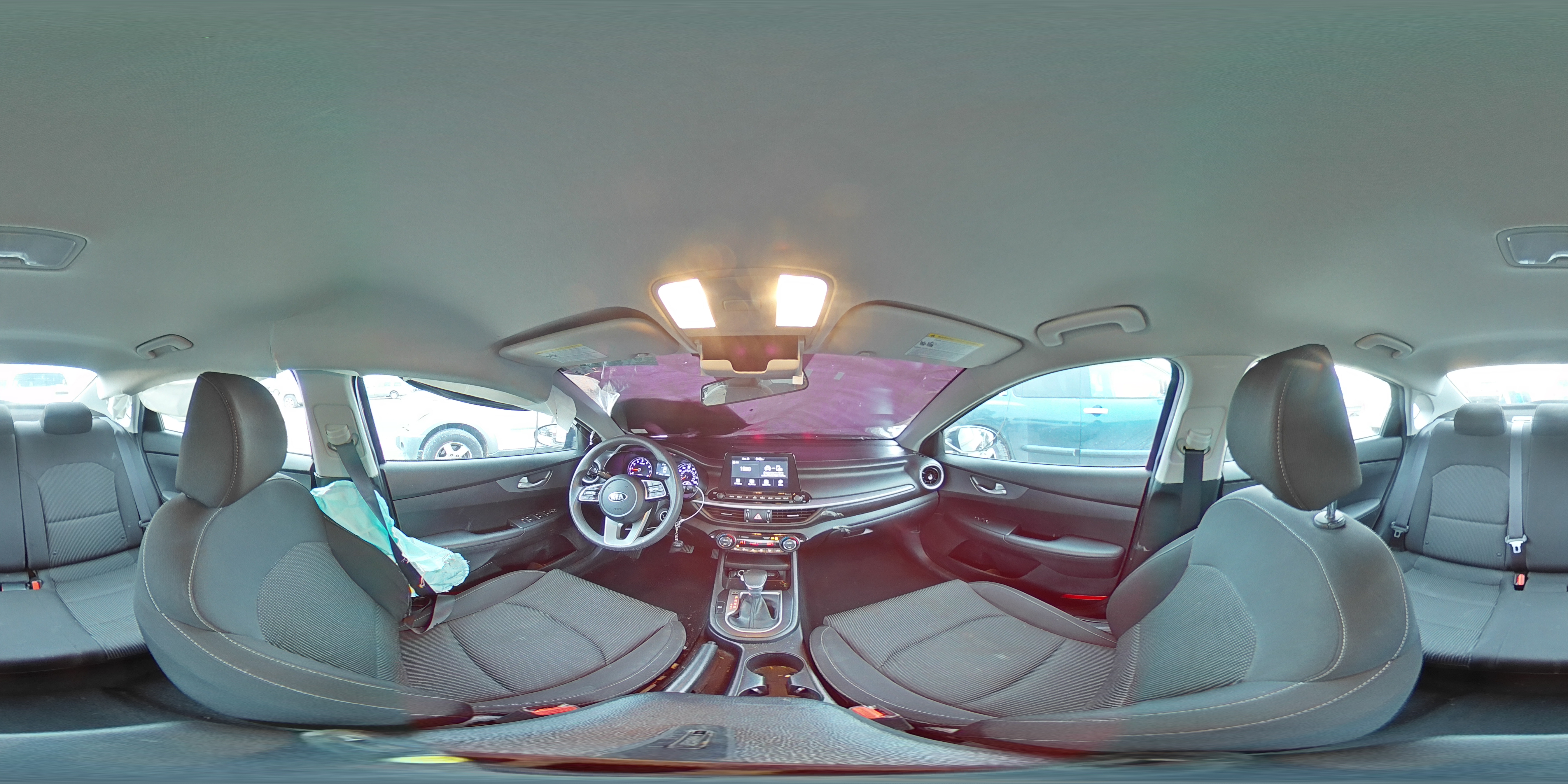 2019 Kia Forte - Image 13