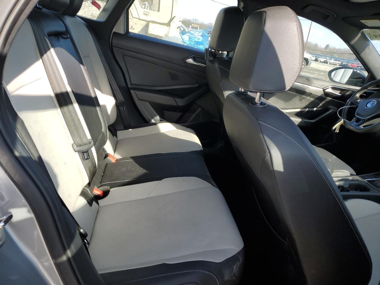 2021 Volkswagen Jetta - Image 10