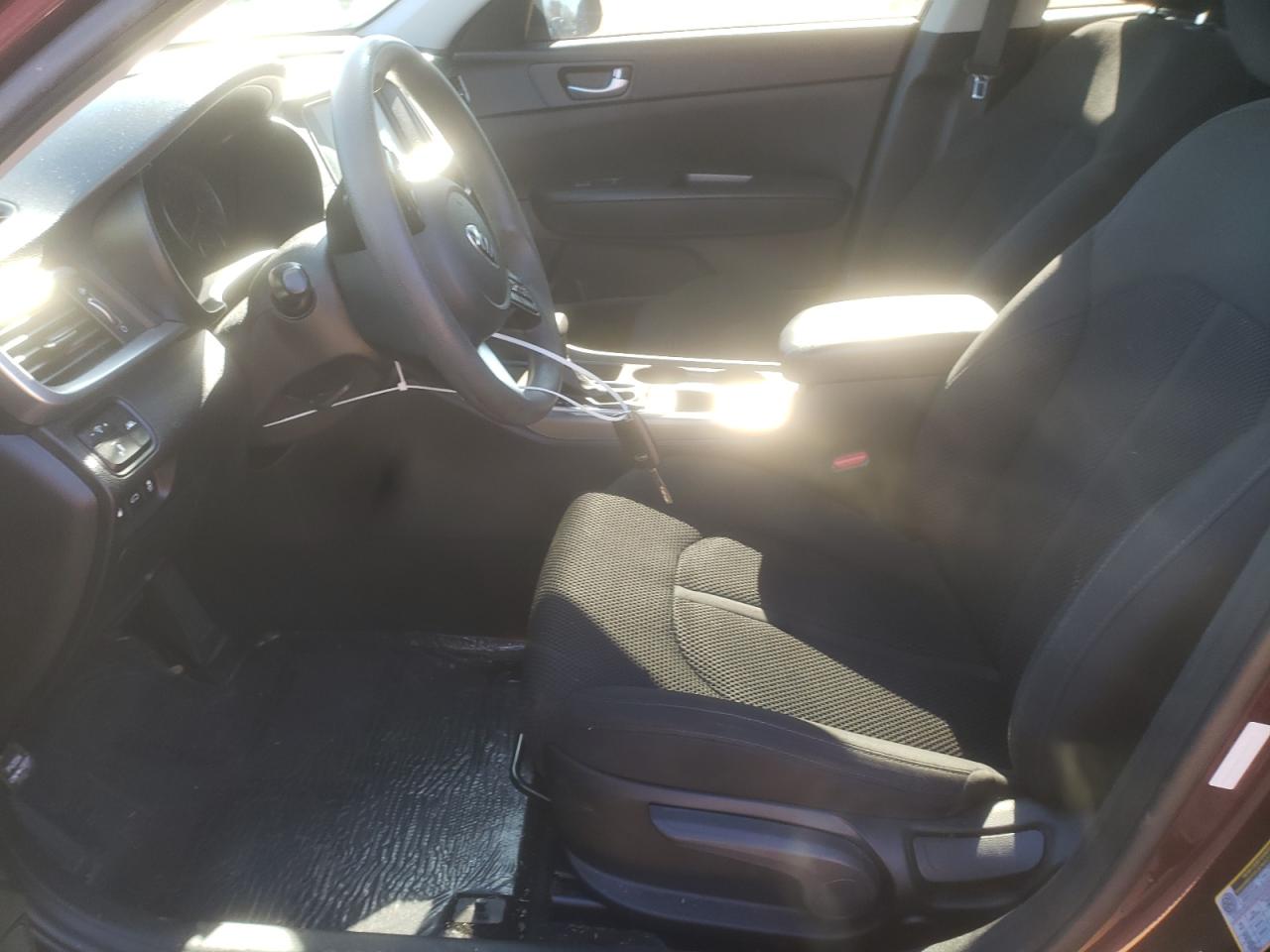 2019 Kia Optima - Image 7