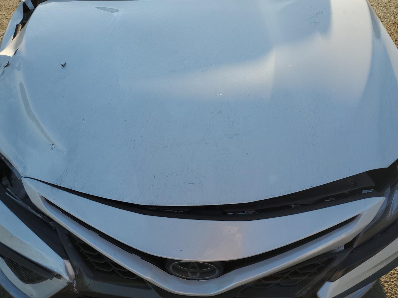 2022 Toyota Camry - Image 11