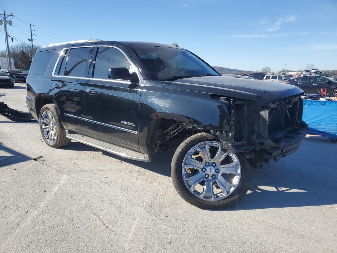2015 GMC Yukon - Image 4