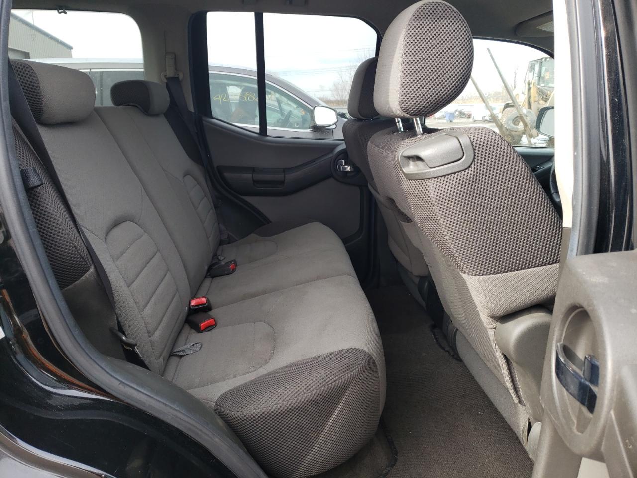 2005 Nissan XTerra - Image 10