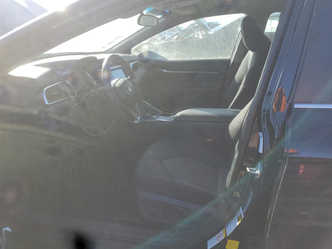 2018 Toyota Camry - Image 7