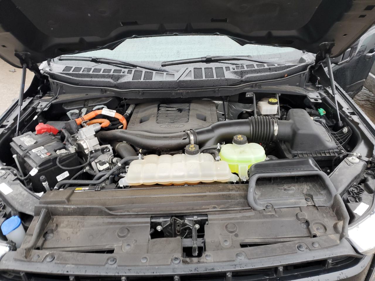 2023 Ford F-150 - Image 11