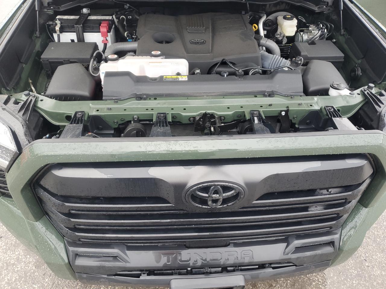2023 Toyota Tundra - Image 11