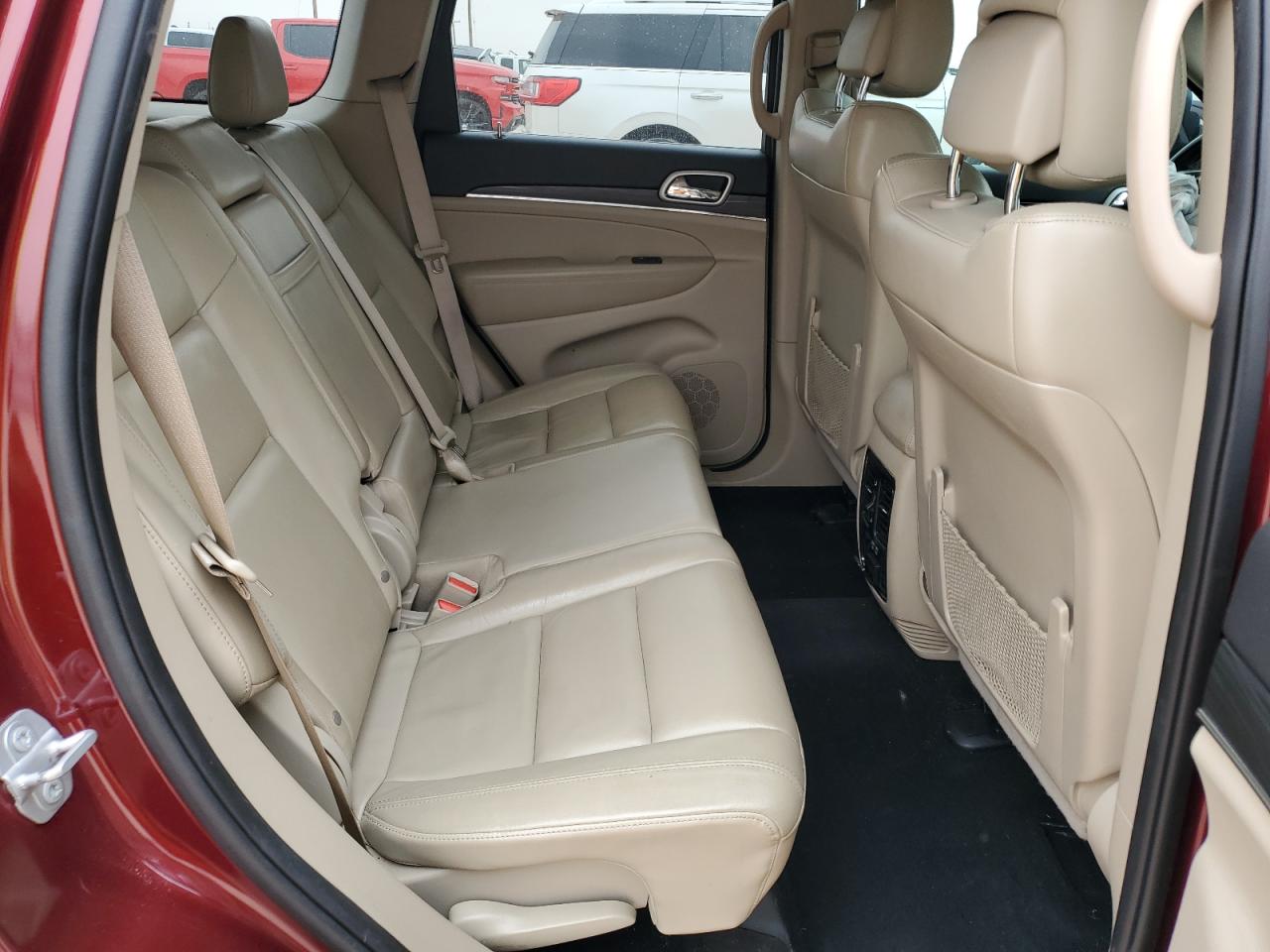 2020 Jeep Grand Cherokee - Image 12