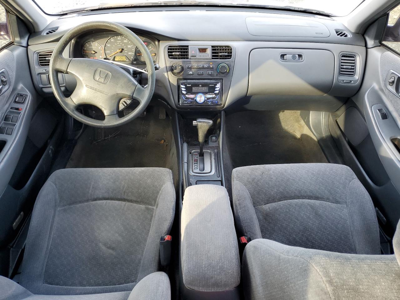 2001 Honda Accord - Image 8