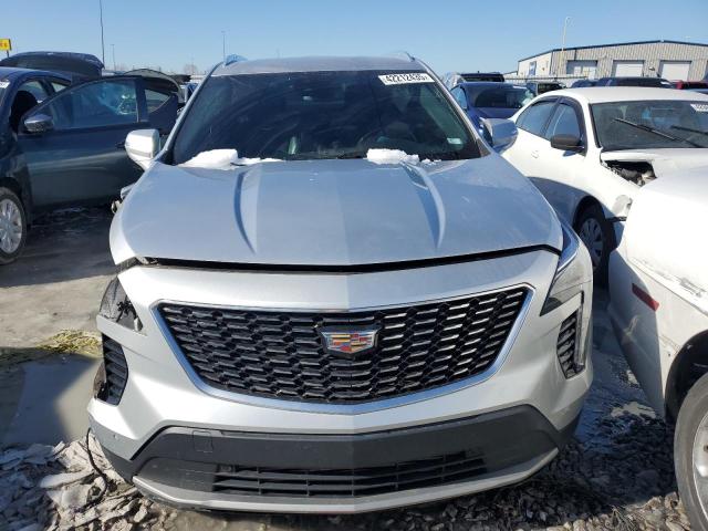  CADILLAC XT4 2021 Серебристый