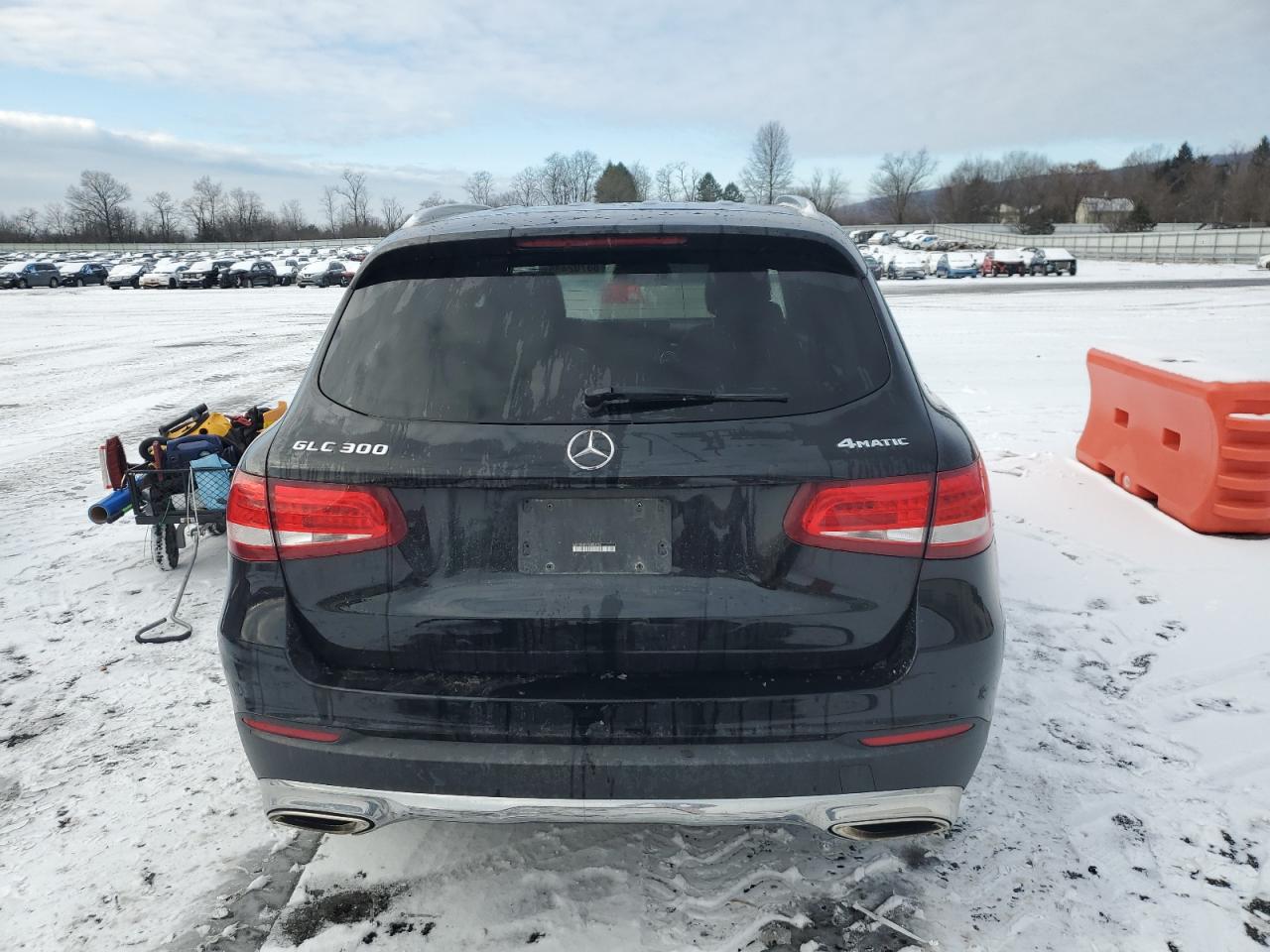 2018 Mercedes-Benz GLC - Image 6