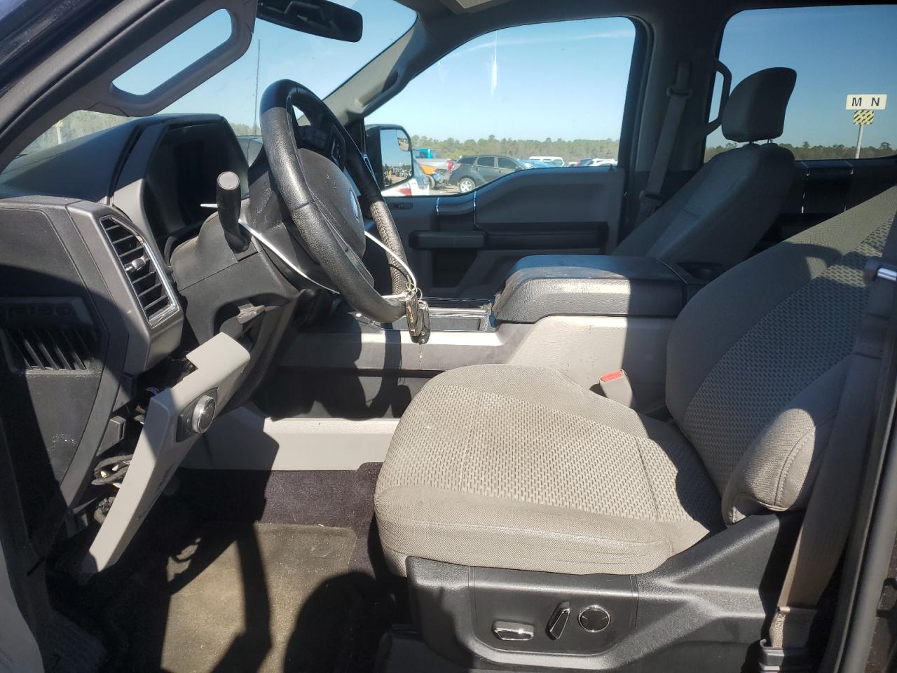 2015 Ford F-150 - Image 7