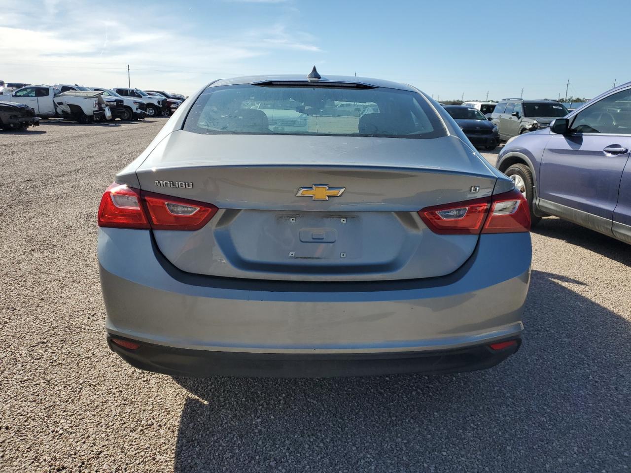 2023 Chevrolet Malibu - Image 6