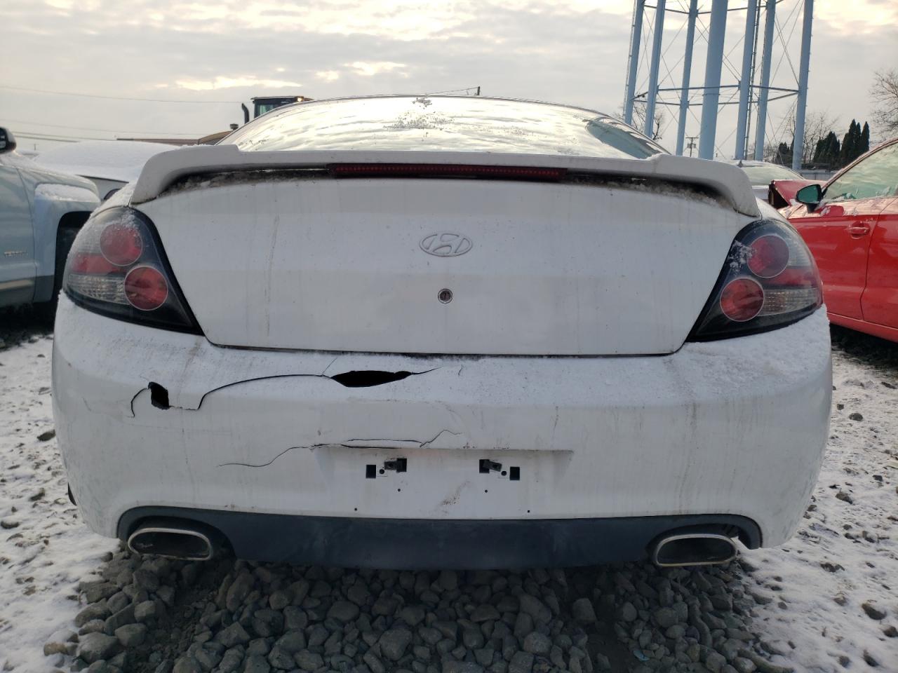 2008 Hyundai Tiburon - Image 6