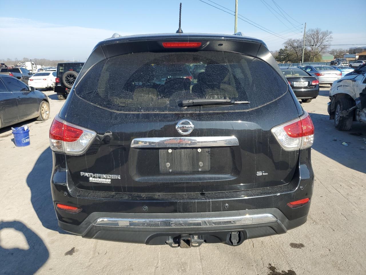 2015 Nissan Pathfinder - Image 6