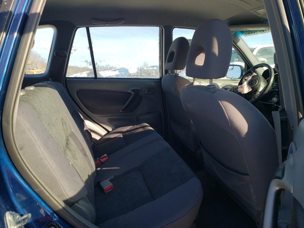 2001 Toyota RAV 4 - Image 12