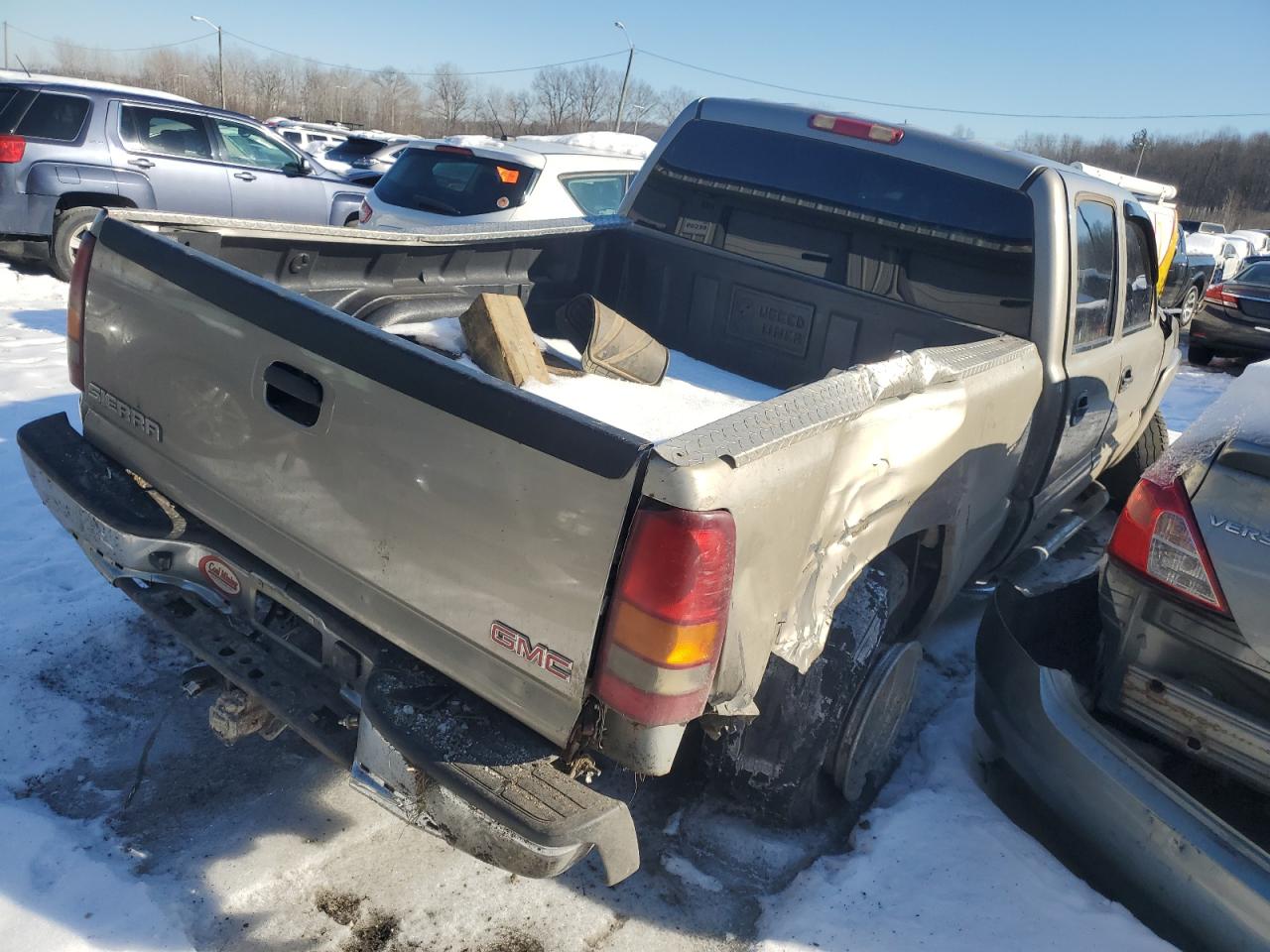 2003 GMC Sierra - Image 3