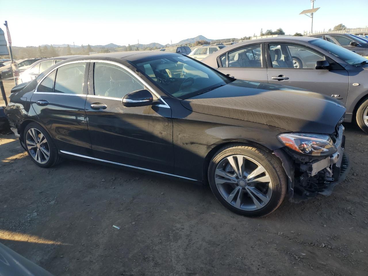 VIN 55SWF4JB0FU090954 2015 MERCEDES-BENZ C-CLASS no.4