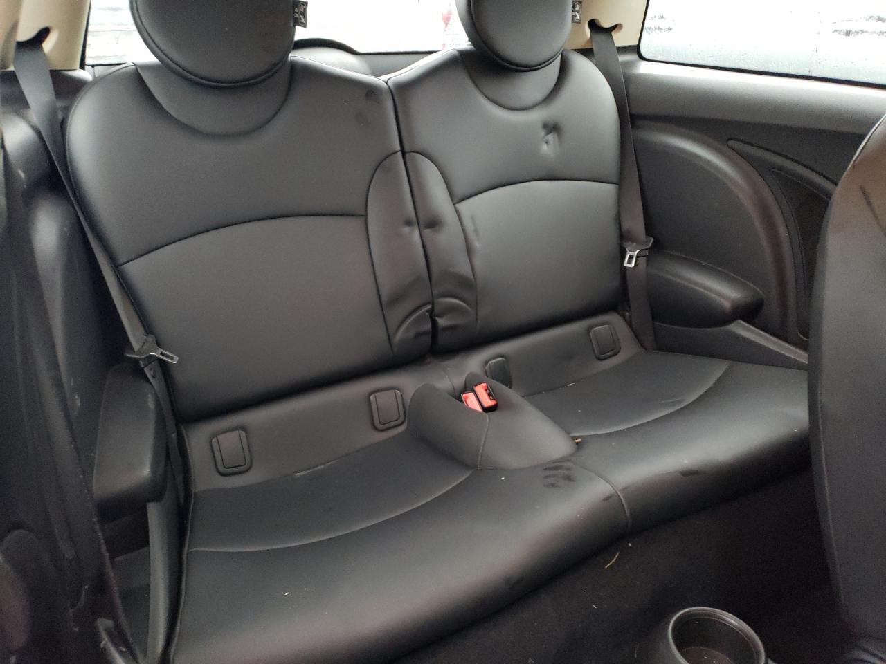 2013 MINI Cooper - Image 10