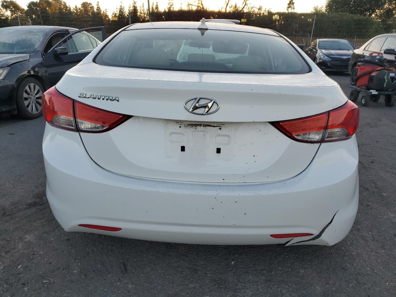 VIN 5NPDH4AE9DH185606 2013 HYUNDAI ELANTRA no.6