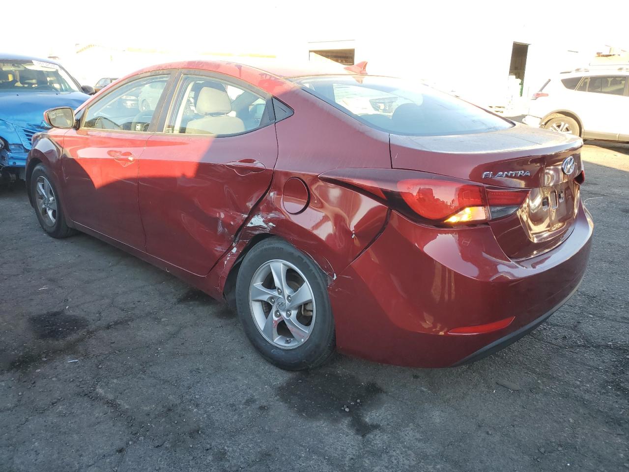 VIN 5NPDH4AE9FH569369 2015 HYUNDAI ELANTRA no.2