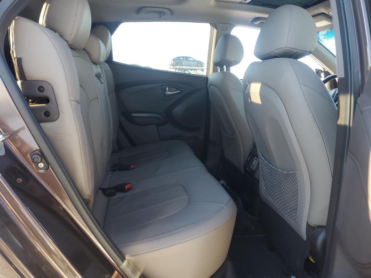 2014 Hyundai Tucson - Image 11
