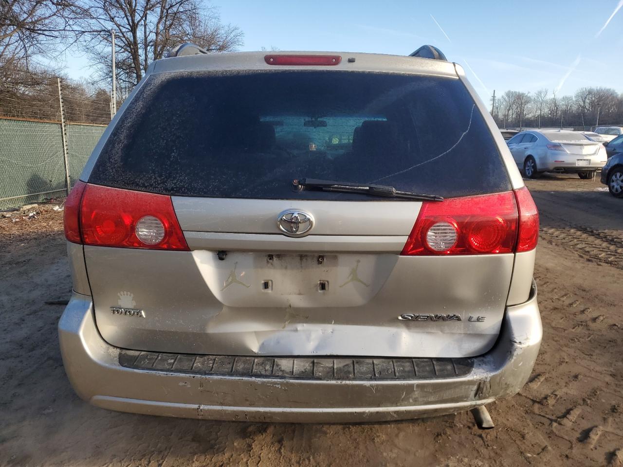 2006 Toyota Sienna - Image 6