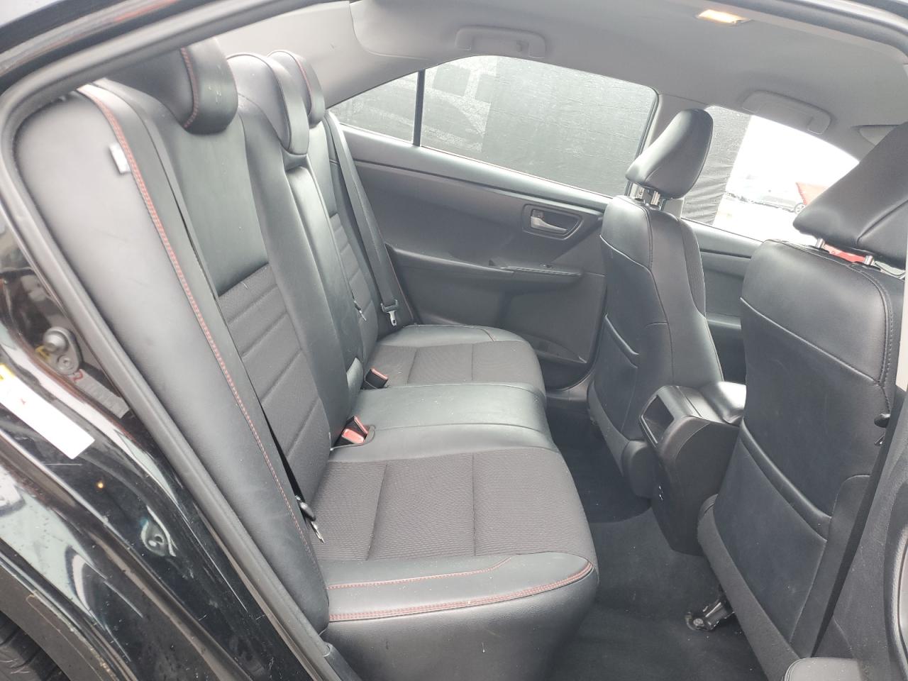 2016 Toyota Camry - Image 10