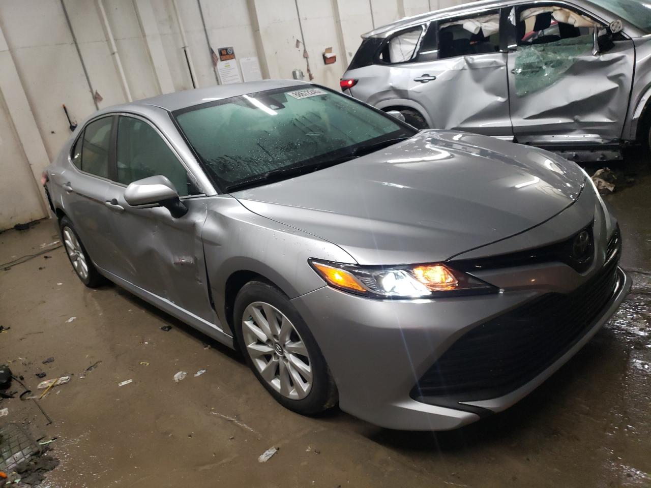 2019 Toyota Camry - Image 4