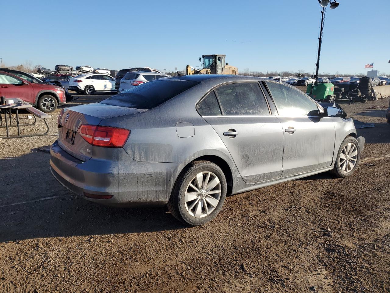 2015 Volkswagen Jetta - Image 3