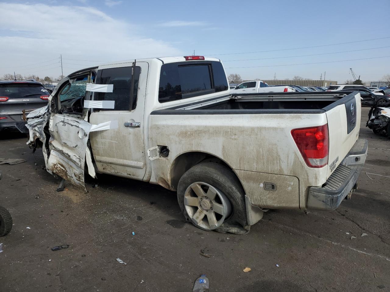 2007 Nissan Titan - Image 2
