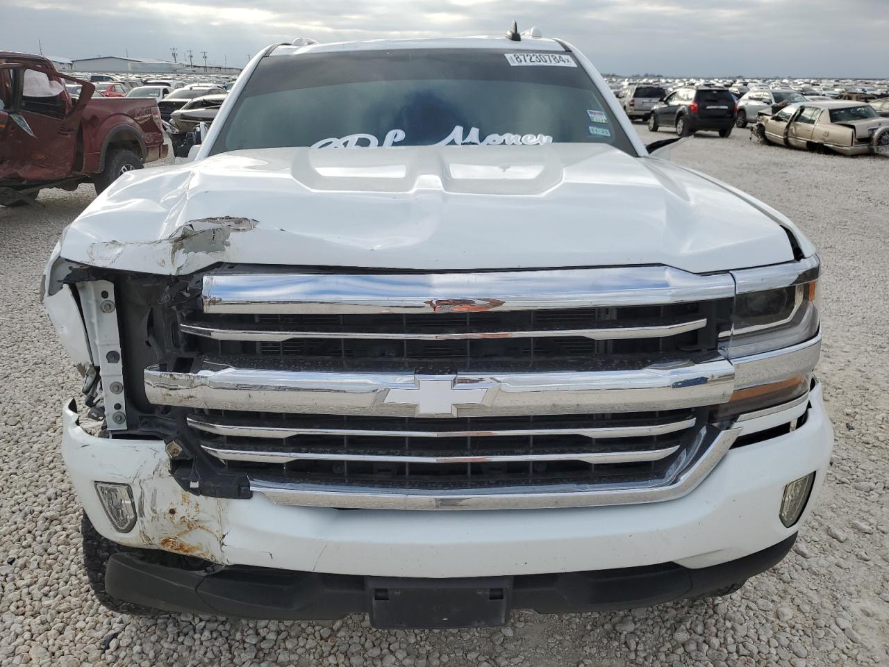 2016 Chevrolet Silverado - Image 11