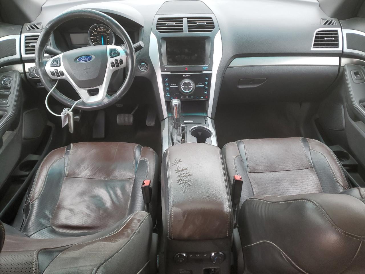 2015 Ford Explorer - Image 8