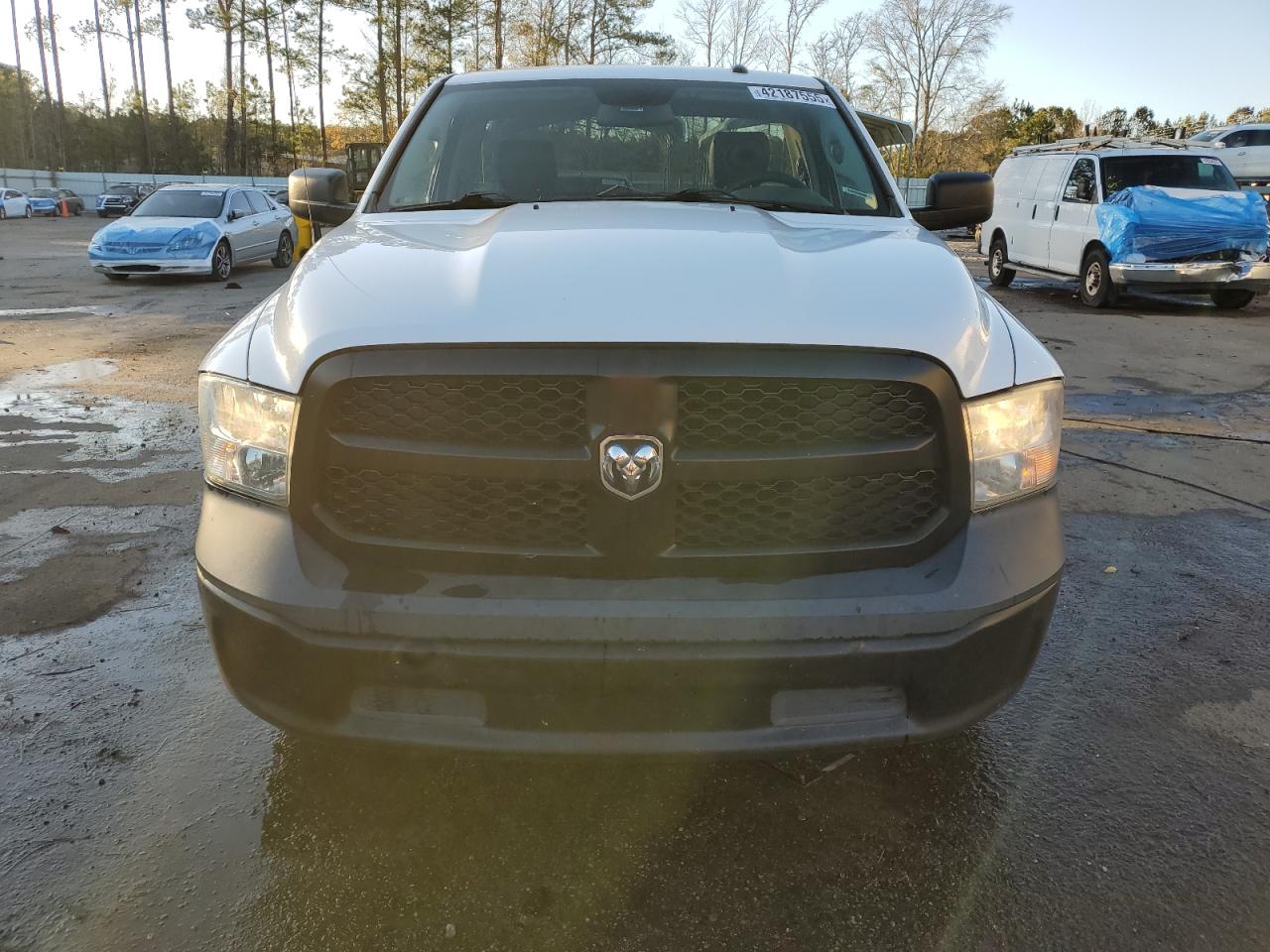 2016 RAM 1500 - Image 5
