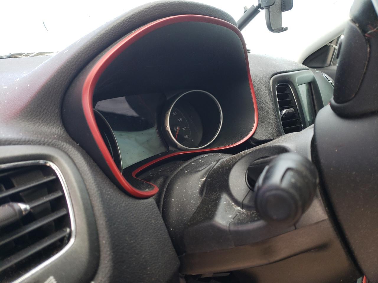 2019 Jeep Compass - Image 9
