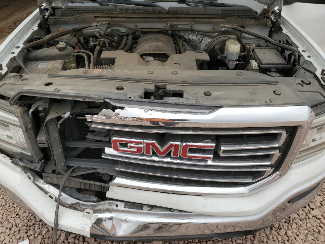 2017 GMC Sierra - Image 11