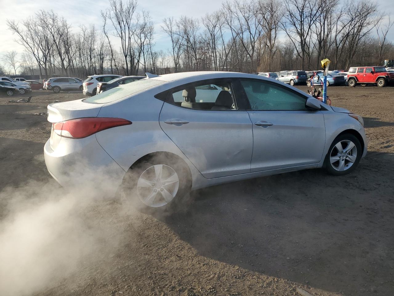 2013 Hyundai Elantra - Image 3
