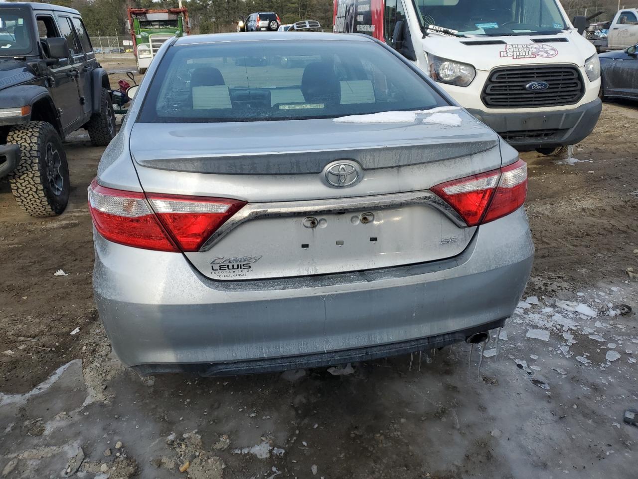 2015 Toyota Camry - Image 6