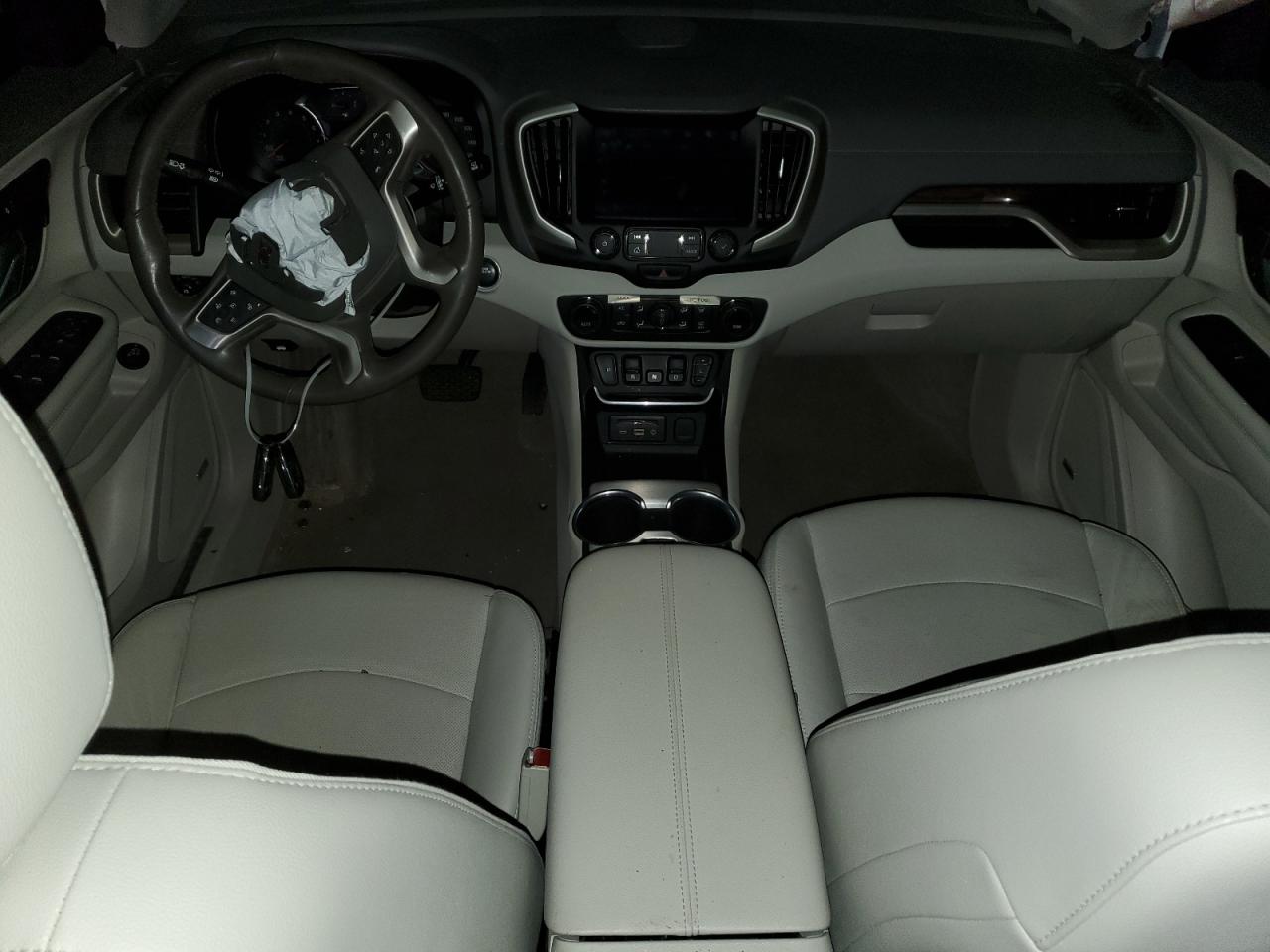2019 GMC Terrain - Image 8