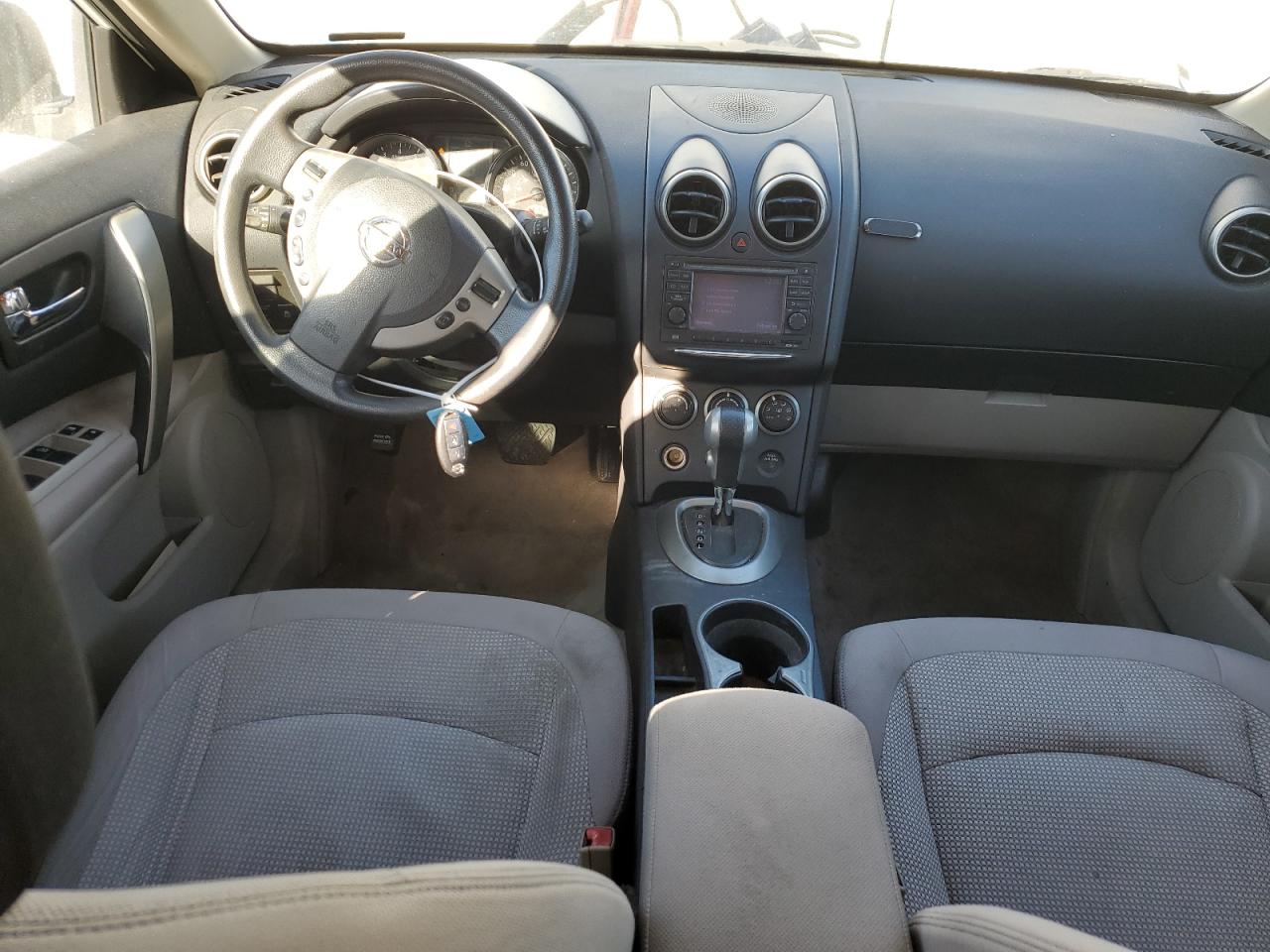 2011 Nissan Rogue - Image 8