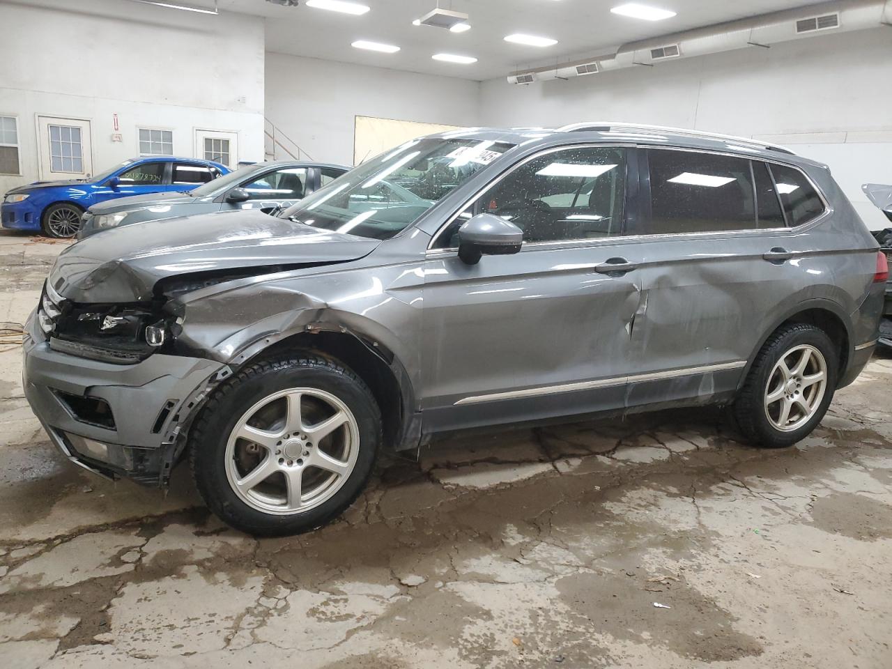 2018 Volkswagen Tiguan - Image 1