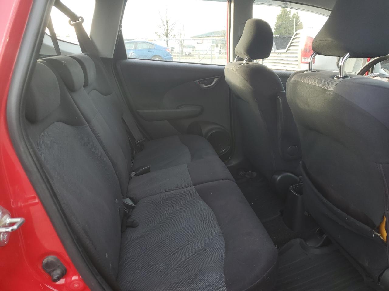 2009 Honda Fit - Image 11