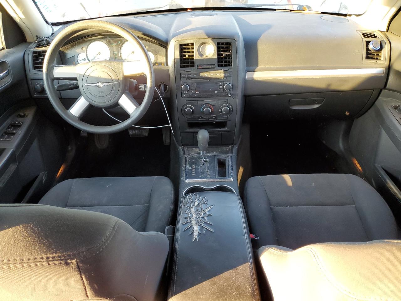 2008 Chrysler 300 - Image 8