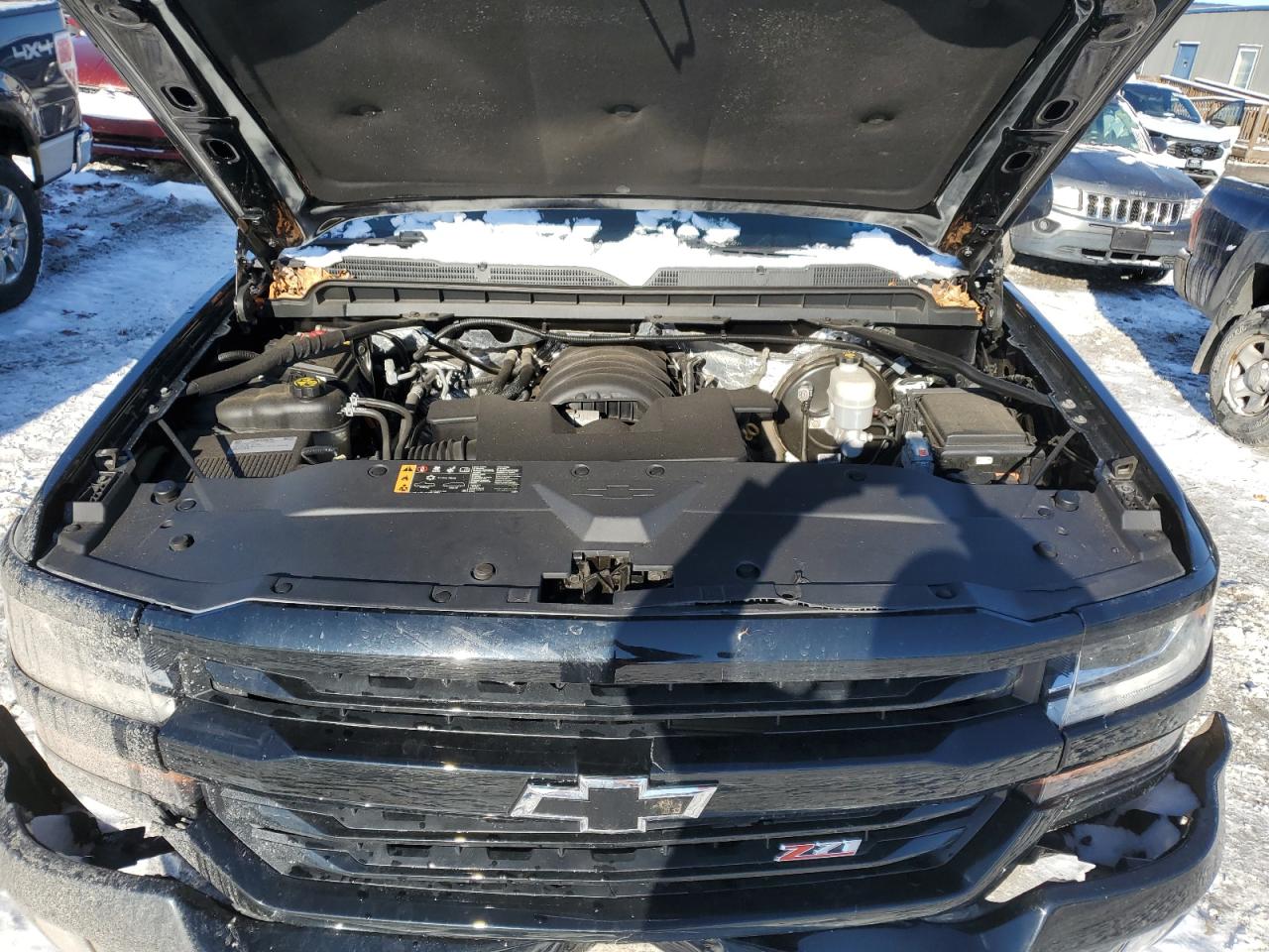 2017 Chevrolet Silverado - Image 11