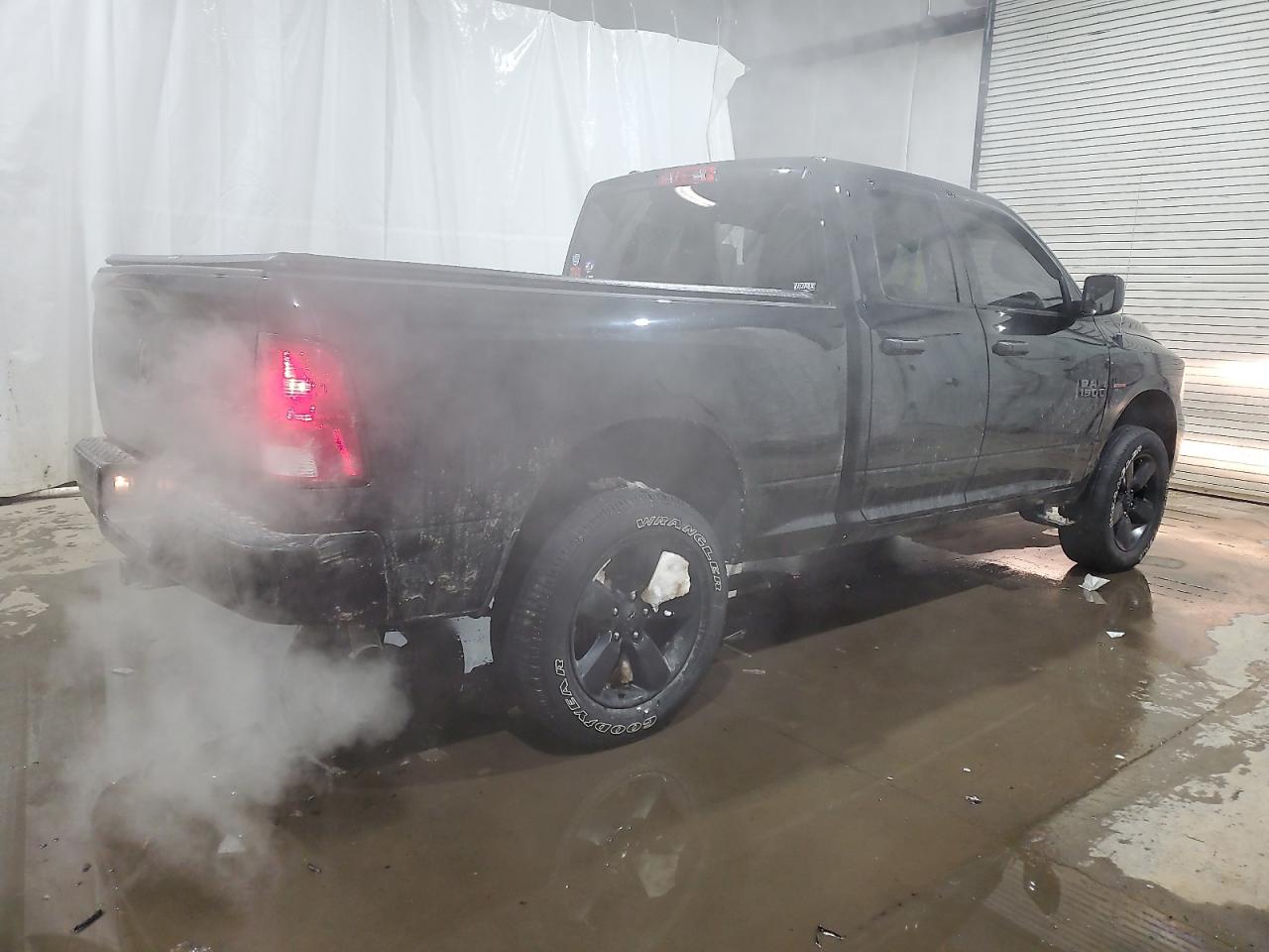 2018 RAM 1500 - Image 3