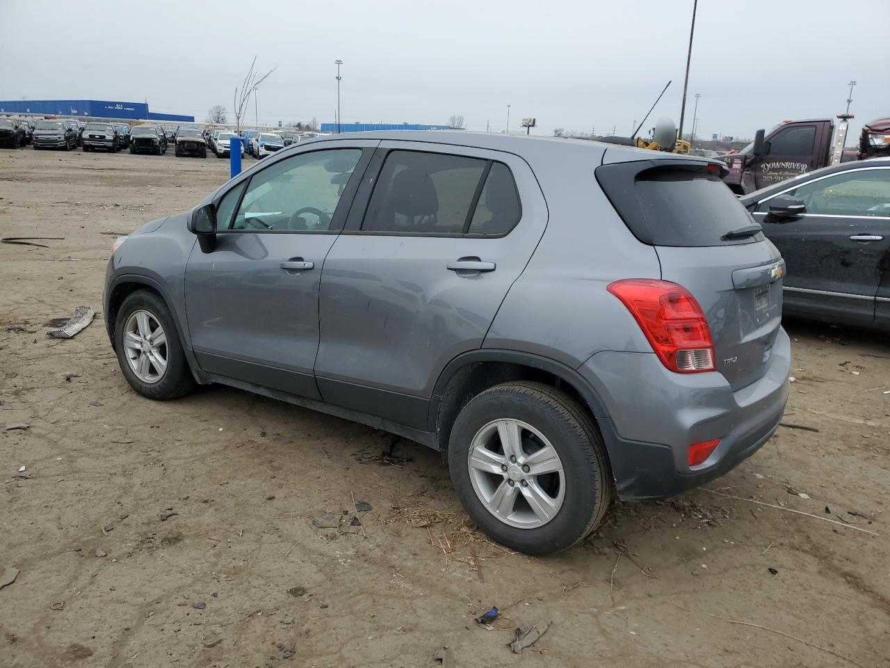 2020 Chevrolet Trax - Image 2