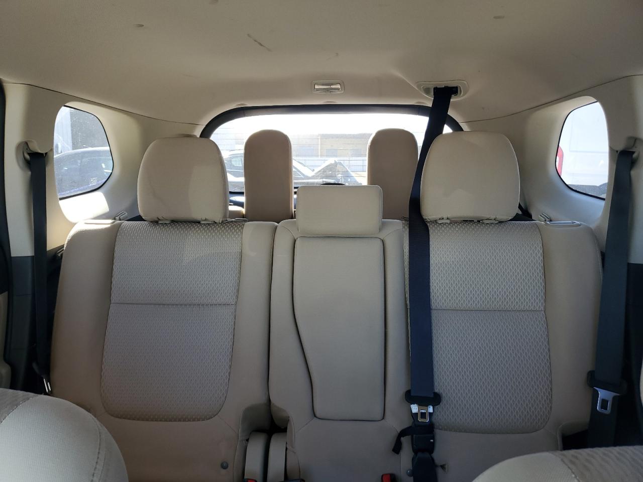 2016 Mitsubishi Outlander - Image 10