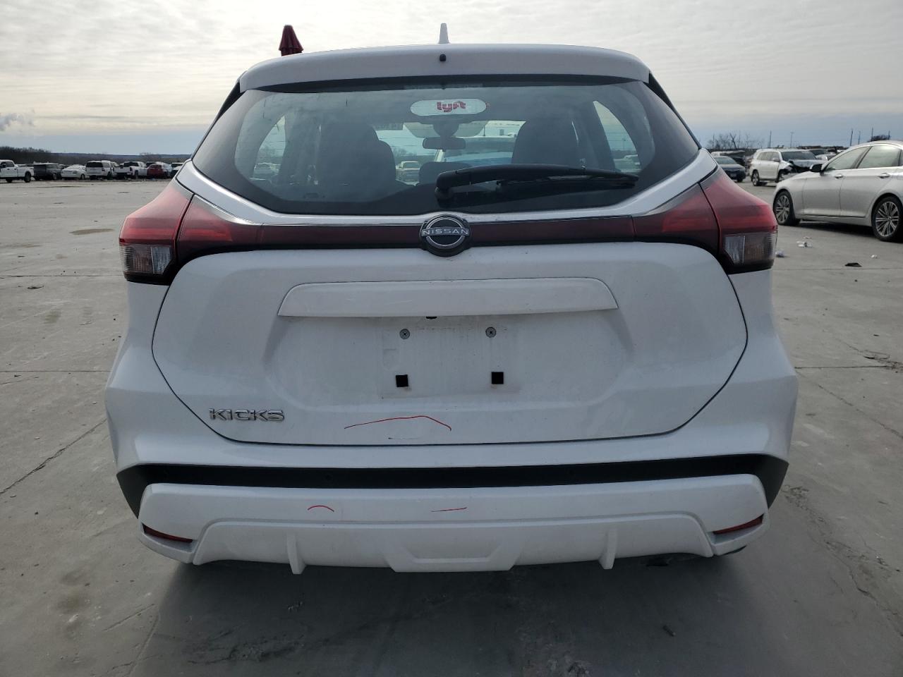 2024 Nissan Kicks - Image 6