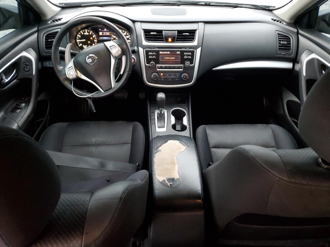 2017 Nissan Altima - Image 8