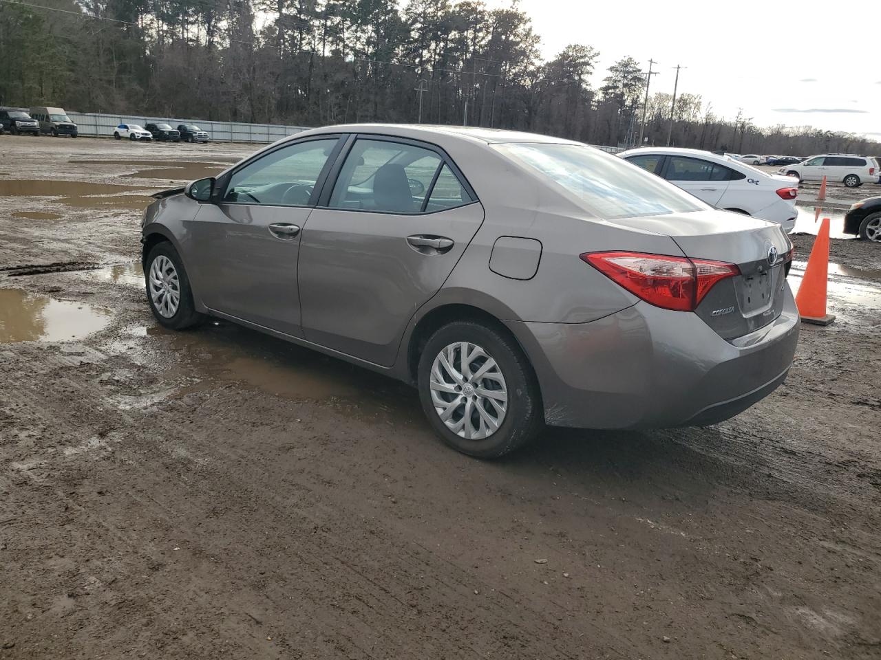 2018 Toyota Corolla - Image 2