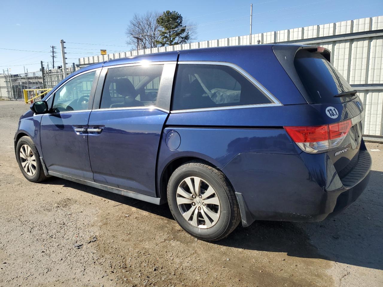 2016 Honda Odyssey - Image 2